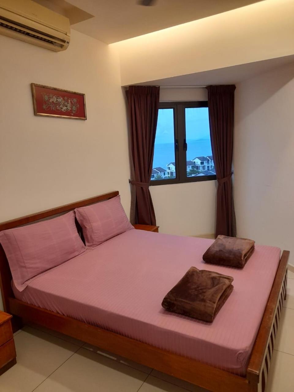 Susie'S Resort Seaview Suites At Sri Sayang 바투 페링기 외부 사진