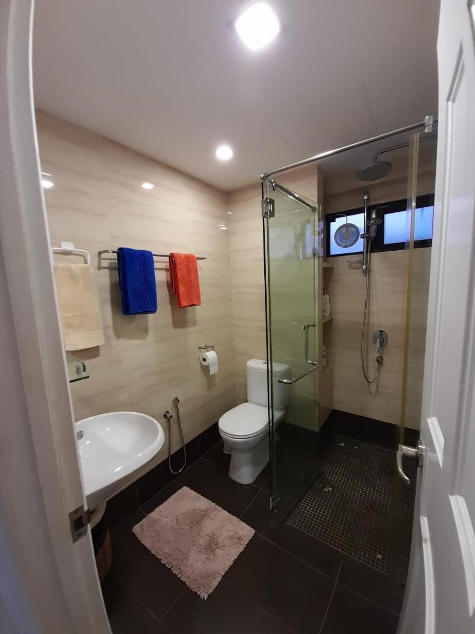 Susie'S Resort Seaview Suites At Sri Sayang 바투 페링기 외부 사진