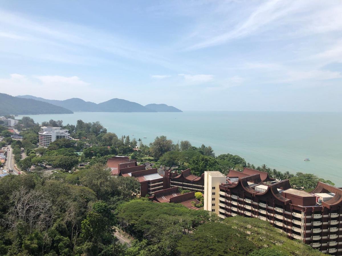Susie'S Resort Seaview Suites At Sri Sayang 바투 페링기 외부 사진